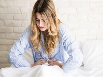 痛經(jīng)怎么緩解？瑜伽初入門教學(xué)視頻幫你緩解疼痛調(diào)理月經(jīng)