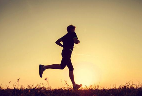 800米跑步時(shí)的呼吸方法