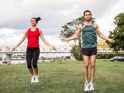 做什么減肥操能塑造身材 3步減肥操打造迷人身材