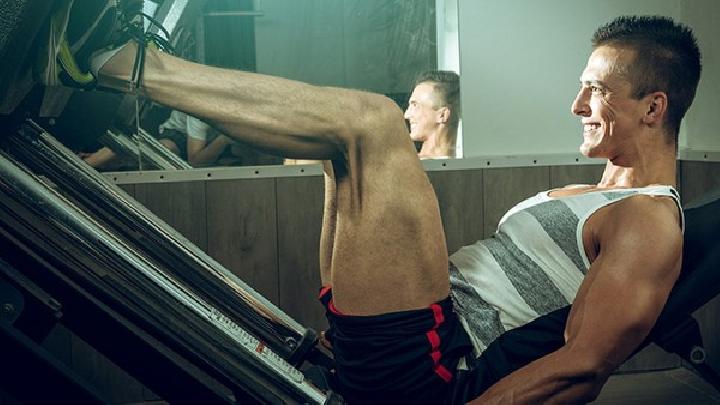 減肥瘦身做什么有氧運(yùn)動好 推薦六組有氧減肥操輕松減重