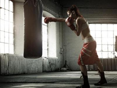 如何瘦腿？胸部和腿部的按摩減肥法分享