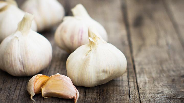 經常熬夜真的會減肥嗎？導致肥胖的原因是什么？