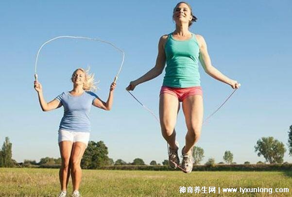 為什么千萬不要跳繩減肥，5類人不合適(附跳繩減肥減脂正確法)