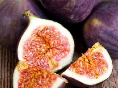 晚上喝蜂蜜水減肥嗎？晚上喝蜂蜜水有什么禁忌？