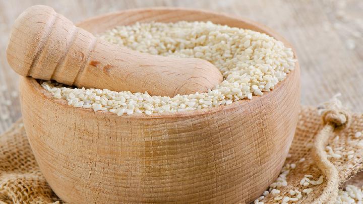 不吃飯吃水果能減肥嗎？吃水果有利于減肥嗎？