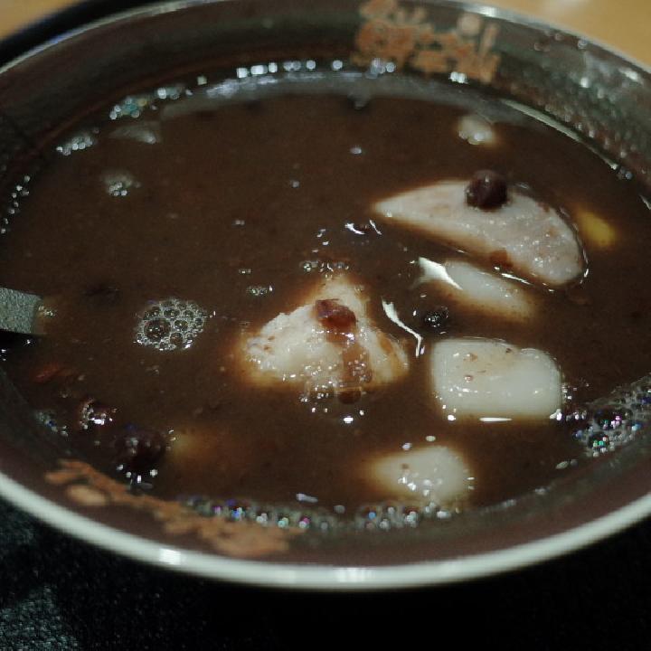 如何瘦背部？背部減肥瑜伽動作方法介紹