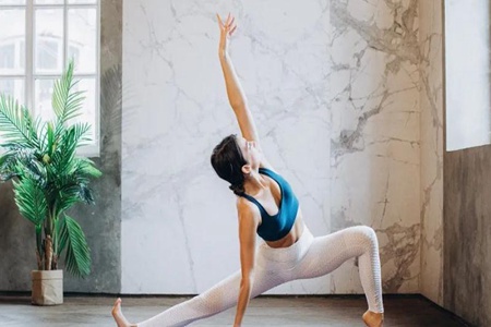 流瑜伽主要是學什么的 對身體有什么好處-易網健康<a href=http://www.gyfww.com/jkys/ target=_blank class=infotextkey>養生</a>網 流瑜伽主要是學什么的 對身體有什么好處