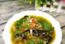 嘎牙子魚蘿卜湯的做法-魚香味燉菜譜