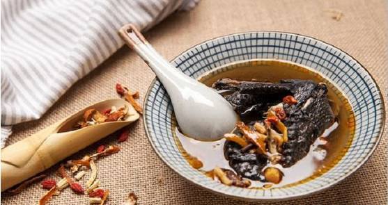 愛喝湯快收好，30 種煲湯秘訣，學會這些就夠了