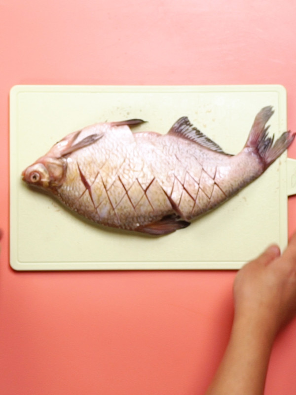 紅燒武昌魚的做法-咸鮮味燒菜譜