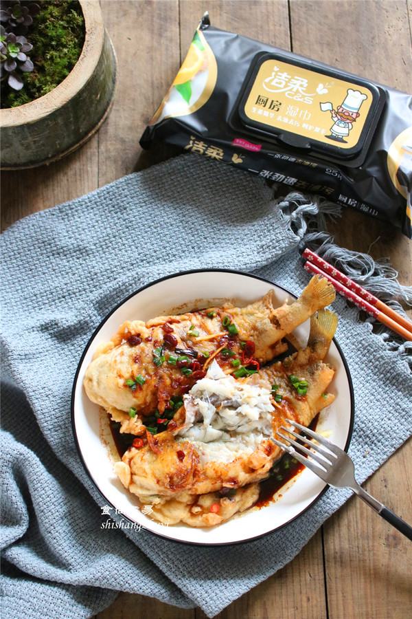 酥炸黃花魚的做法-家常味炸菜譜