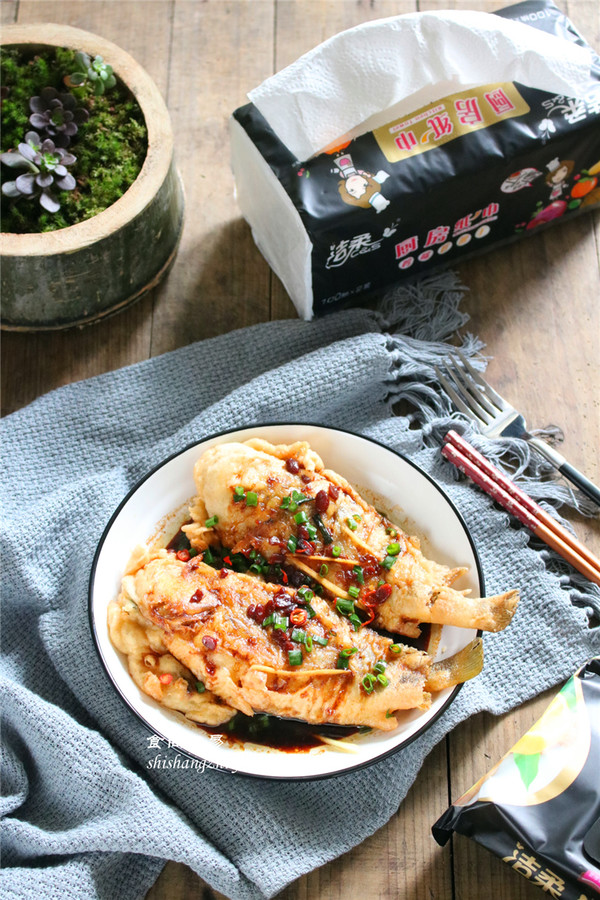 酥炸黃花魚的做法-家常味炸菜譜