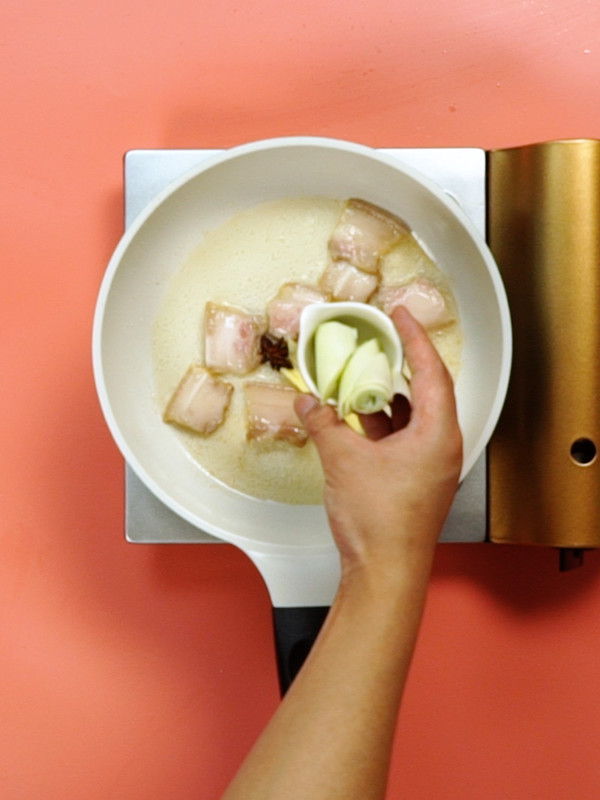 土豆燉五花肉的做法-咸鮮味燉菜譜 土豆燉五花肉的做法-咸鮮味燉菜譜