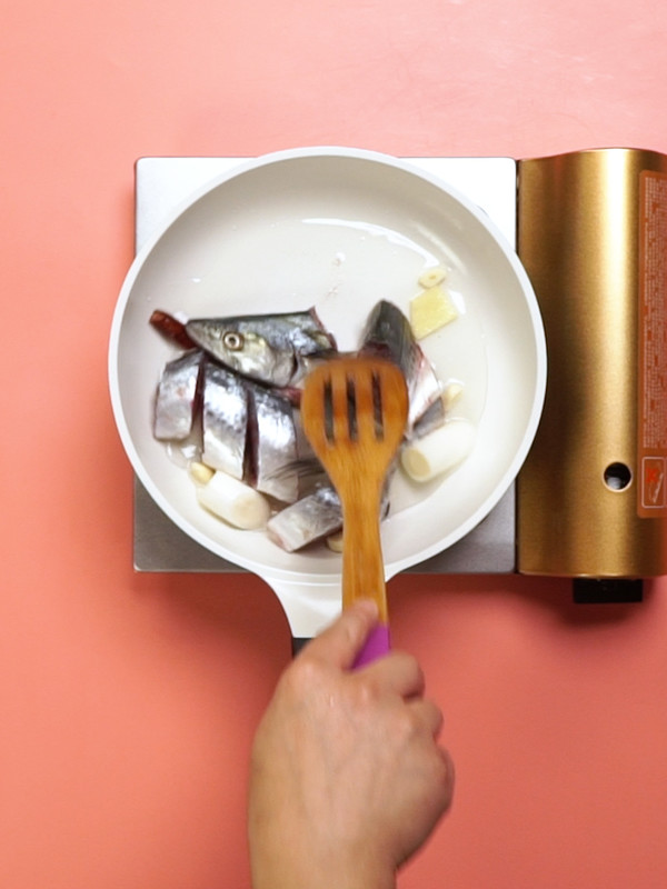 紅燒鲅魚的做法-咸鮮味燒菜譜