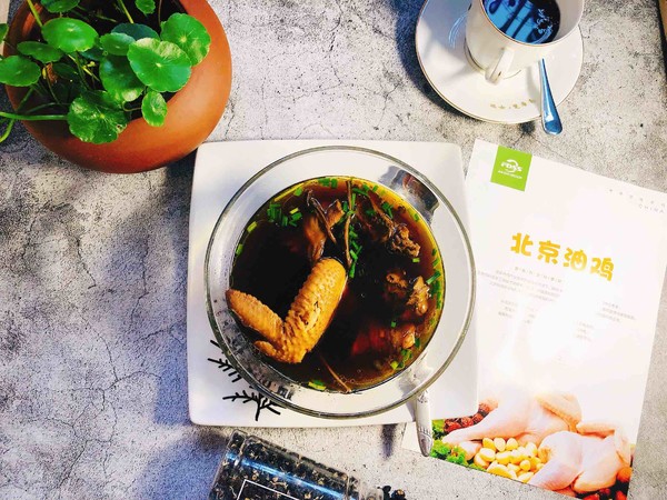 黑枸杞養生雞湯的做法-家常味煲菜譜