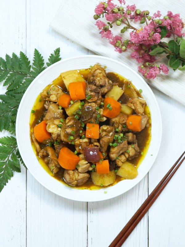 咖喱雞的做法-咖喱味煮菜譜