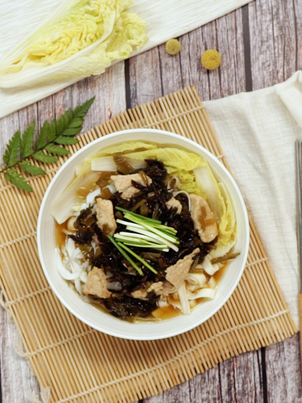 片兒川的做法-咸鮮味煮菜譜