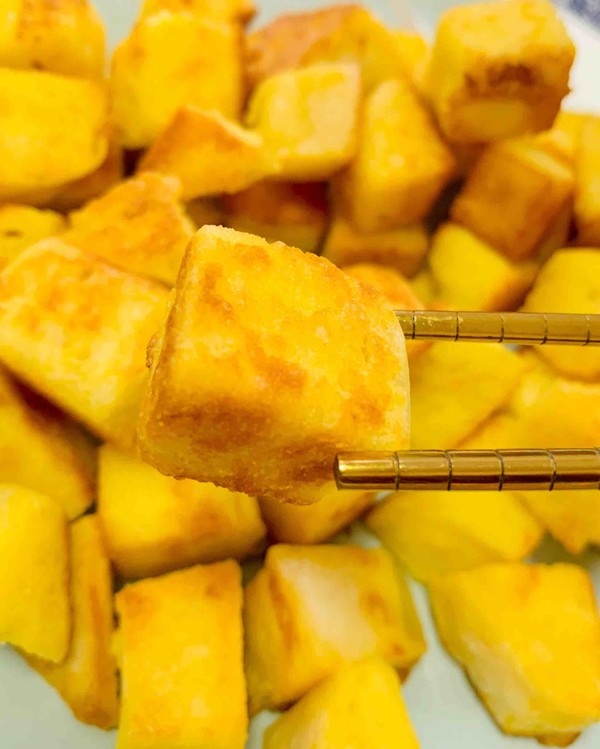 蛋香小饅頭的做法-家常味煎菜譜