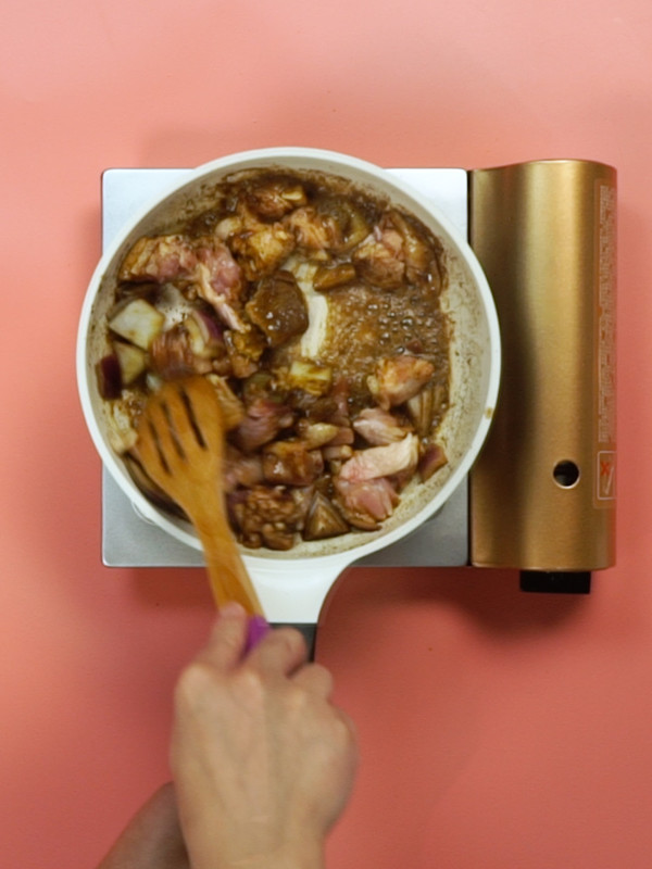 咖喱雞的做法-咖喱味煮菜譜