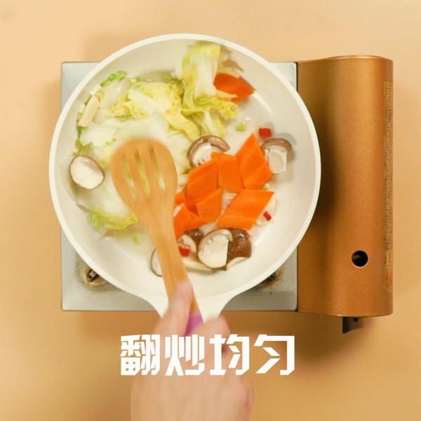 炒白菜的做法-家常味炒菜譜