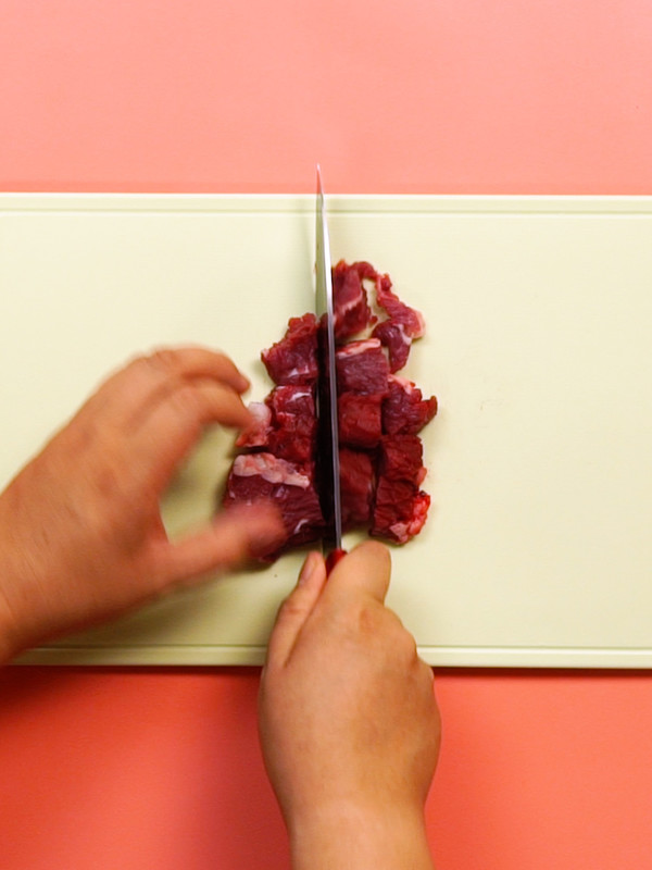 牛腩燉蘿卜的做法-咸鮮味燉菜譜