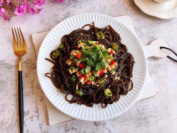 酸辣蕨根粉的做法-酸辣味拌菜譜
