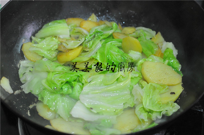 干鍋的做法-家常味燒菜譜-易網健康養生網 干鍋的做法-家常味燒菜譜