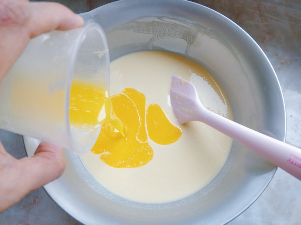 黃桃千層蛋糕卷的做法-甜味烘焙菜譜