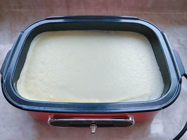 黃桃千層蛋糕卷的做法-甜味烘焙菜譜