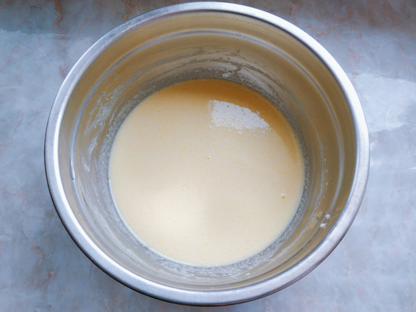 黃桃千層蛋糕卷的做法-甜味烘焙菜譜