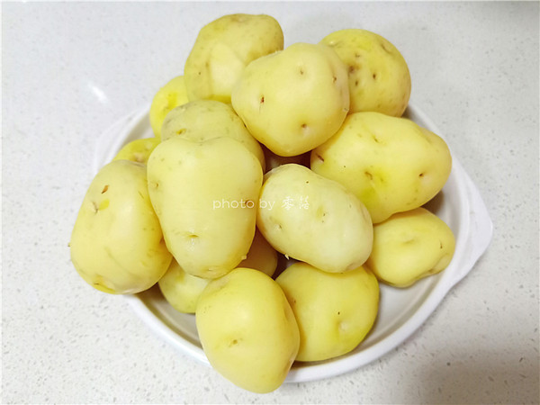 土豆蛋兒的做法-家常味蒸菜譜