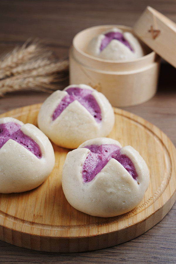紫薯花開饅頭的做法-甜味蒸菜譜-易網(wǎng)健康養(yǎng)生網(wǎng) 紫薯花開饅頭的做法-甜味蒸菜譜