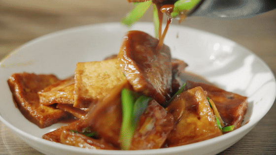 蠔油豆腐【孔老師教做菜】的做法-家常味煎菜譜