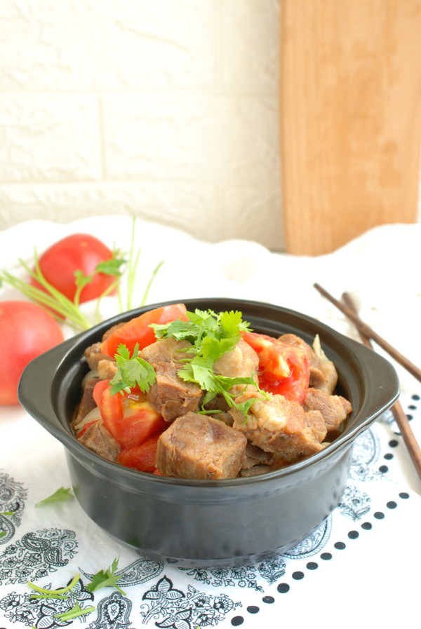 砂鍋牛腩的做法-家常味燉菜譜