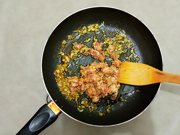 咖喱粉絲蝦的做法-咸鮮味炒菜譜