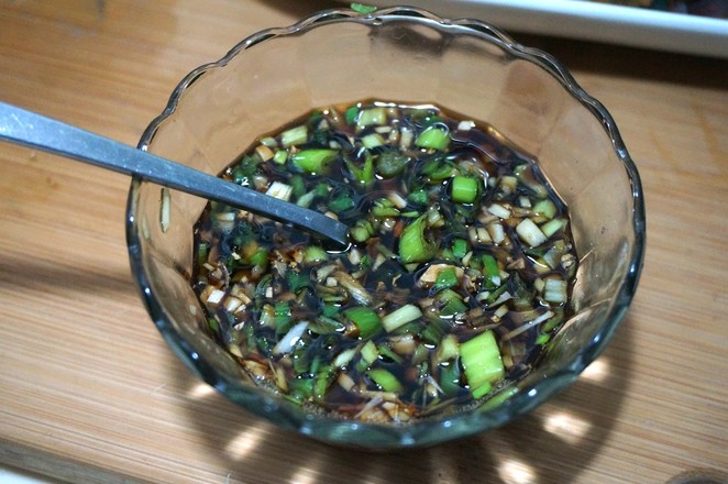 肉松皮蛋豆腐的做法-家常味拌菜譜