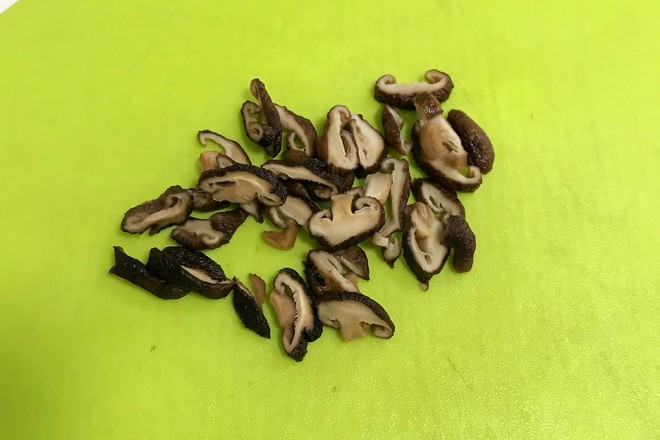 臘腸土豆脫糖飯的做法-咸鮮味蒸菜譜