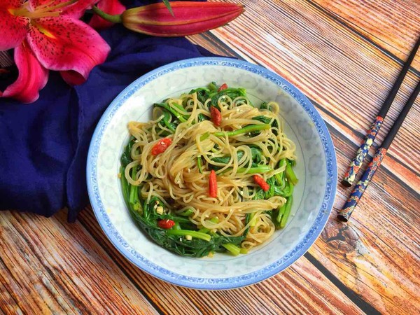 菠菜拌粉條的做法-家常味拌菜譜