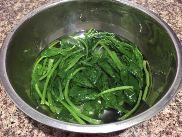 菠菜拌粉條的做法-家常味拌菜譜