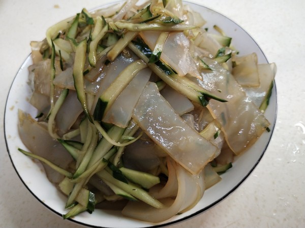 青瓜涼粉皮的做法-咸鮮味拌菜譜
