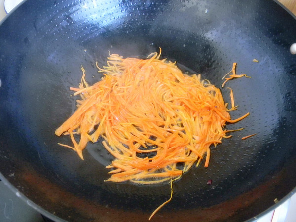 小炒土豆絲的做法-家常味炒菜譜