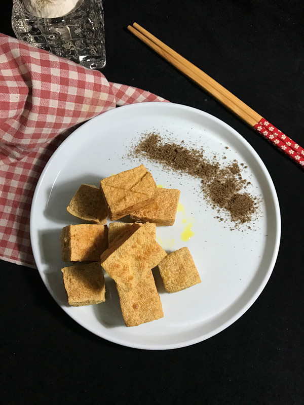 炸油豆腐的做法-家常味炸菜譜