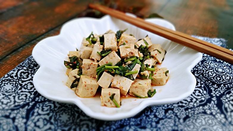 香椿拌豆腐的做法-咸鮮味拌菜譜-易網健康養生網 香椿拌豆腐的做法-咸鮮味拌菜譜