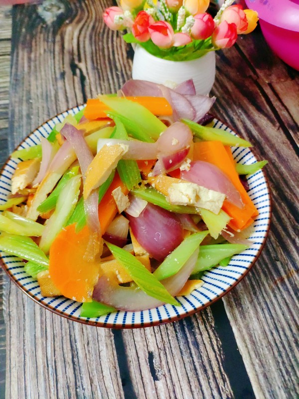 盛夏的美食的做法-家常味炒菜譜-易網健康養生網 盛夏的美食的做法-家常味炒菜譜
