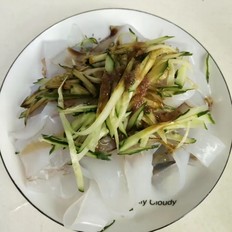 青瓜涼粉皮的做法-咸鮮味拌菜譜