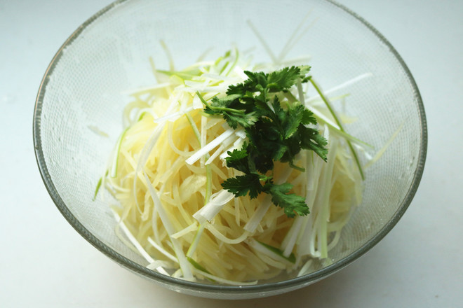 熗拌土豆絲的做法-香辣味拌菜譜