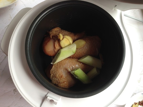 紅燒琵琶腿的做法-咸鮮味鹵菜譜-易網健康養生網 紅燒琵琶腿的做法-咸鮮味鹵菜譜