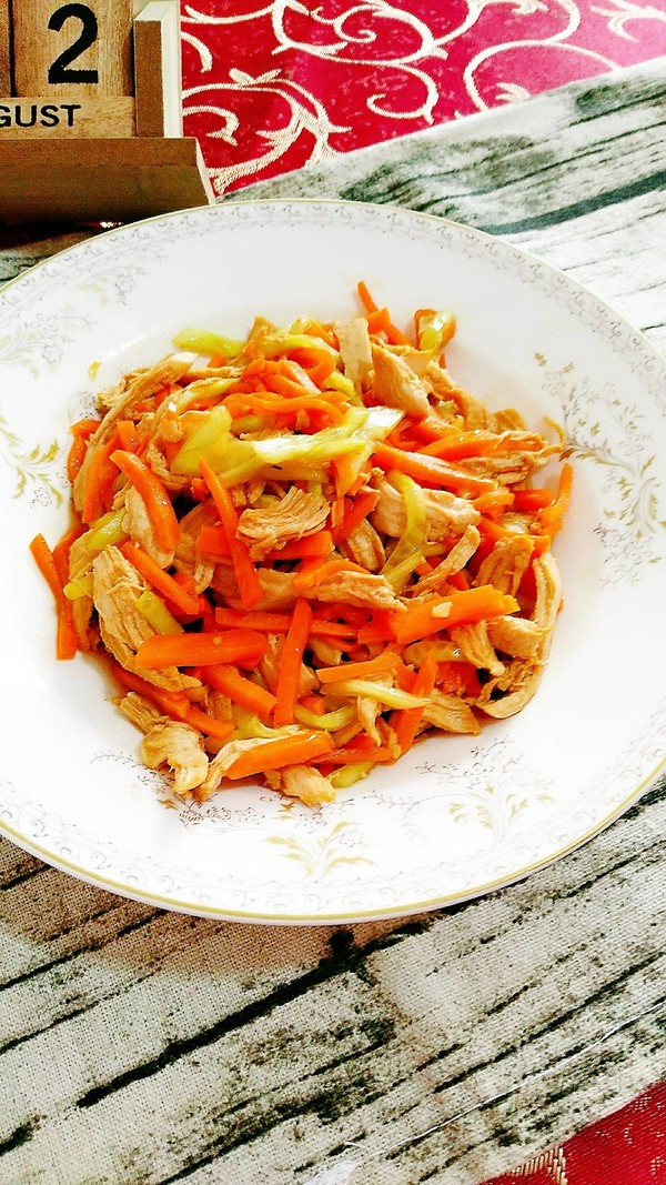 花樣“拌”夏，美味加倍【涼拌雞絲】的做法-咸鮮味拌菜譜