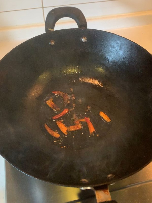 豇豆炒肉絲的做法-酸辣味炒菜譜