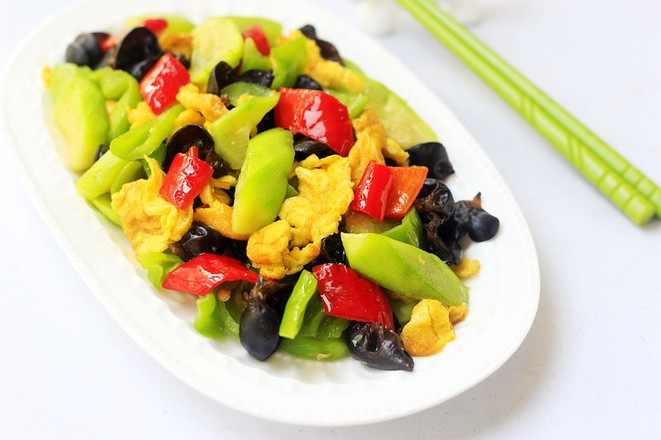 絲瓜木耳炒雞蛋的做法-咸鮮味炒菜譜